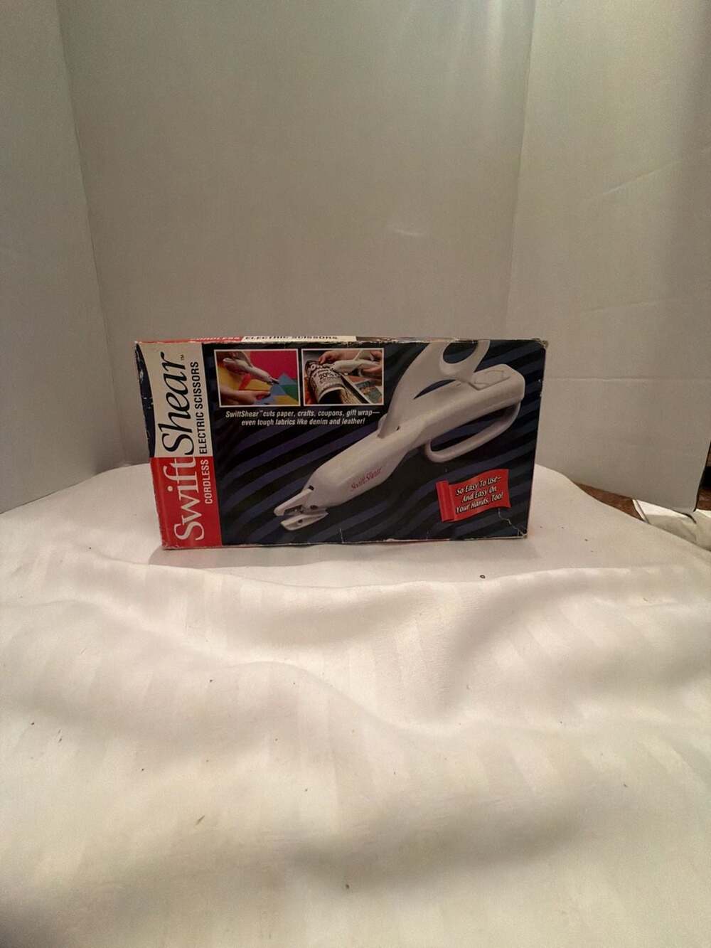 SwiftShear Cordless Electric Scissors White Battery Operated